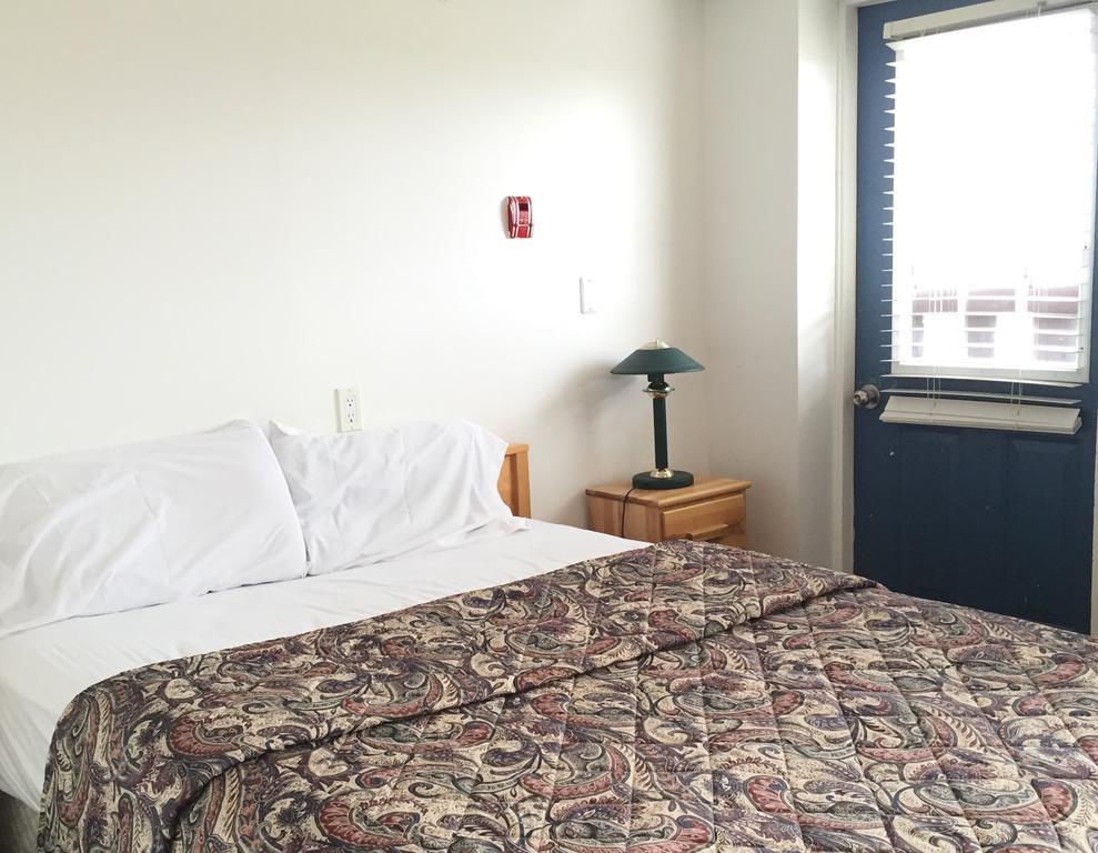 North Adventure Inn Cochrane Dış mekan fotoğraf